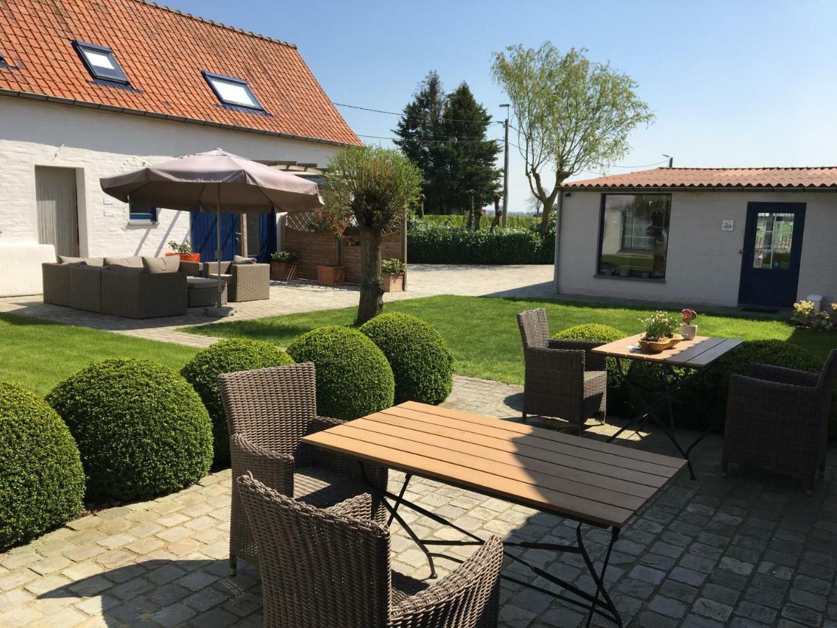 'T Wolvennest Bed & Breakfast Heuvelland Luaran gambar